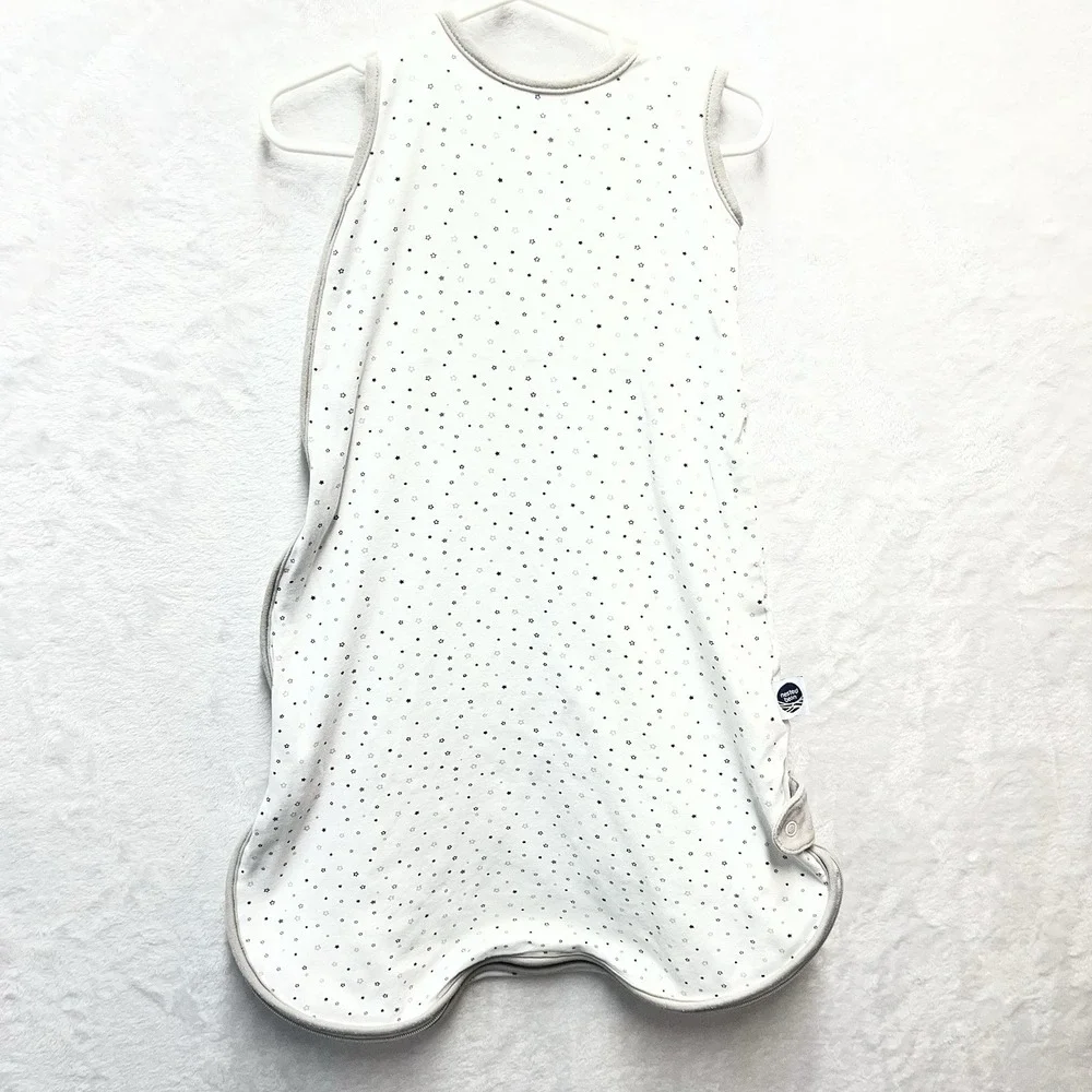 Nested Bean Wearable Blanket Sleepsack 0-6 Months White Gray Stars Cotton‎